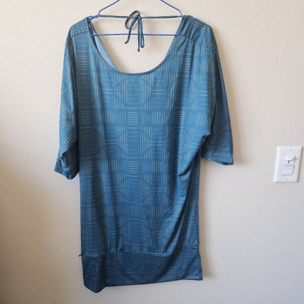 prAna Ocean Rift Tunic in Deep Verde Warrior